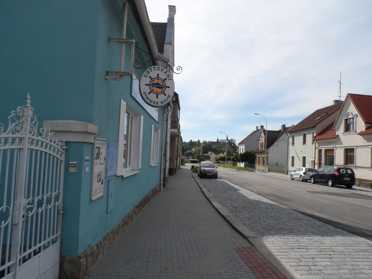 Penzion Kapitan Jindřichův Hradec Exterior foto